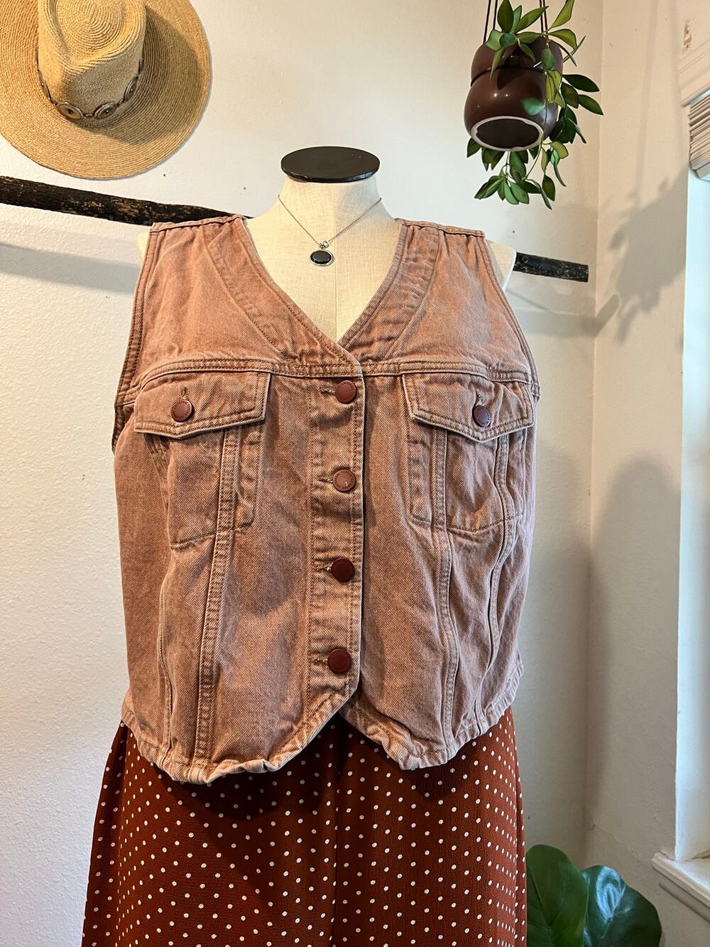 Universal Thread Pink 100%Cotton Front Button Vest Sleeveless Top Size 1X